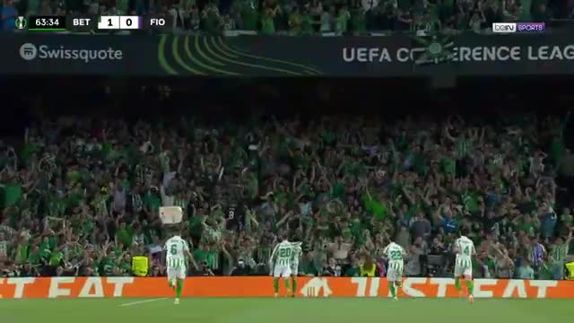 HIGHLIGHTS | Real Betis 2-1 Fiorentina | UEFA Conference League Semi-final 1st leg